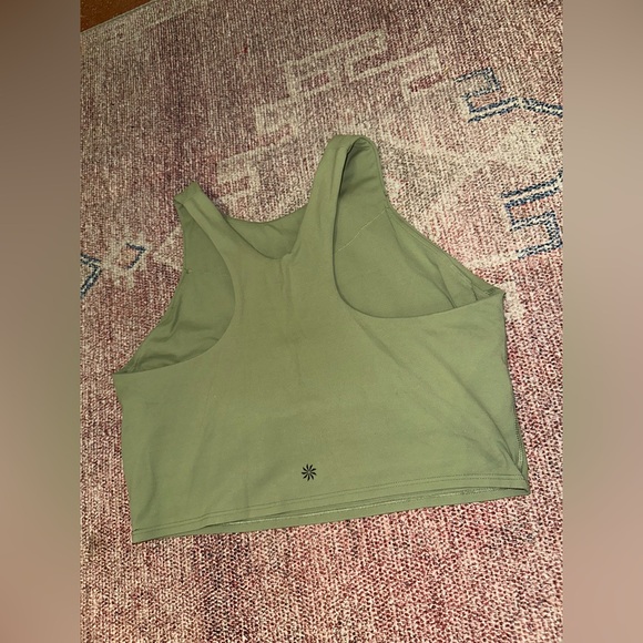 Athleta Sage soft Racerback workout top w/built in bra size large like new - Picture 9 of 10